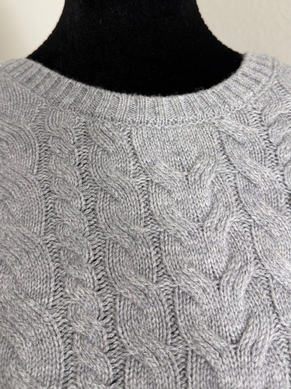 NWT J.Crew Lambswool Cable Knit Tie-Back Bow Sweater Gray M BV361 - Picture 4 of 12